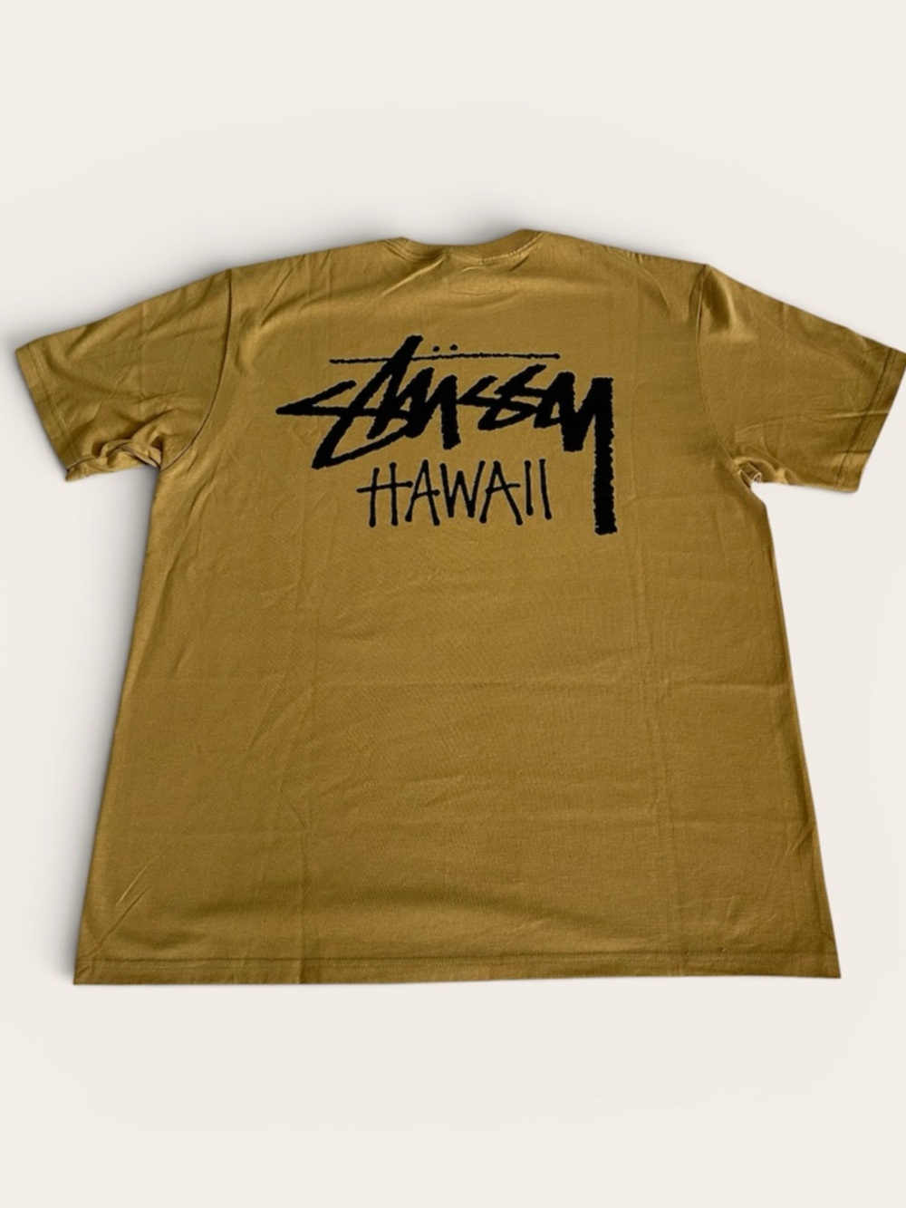 Stüssy Hawaii Chapter Tee Size L Mustard Logo Graphic Streetwear NWOT